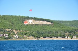 Dur Yolcu Memorial, Canakkale